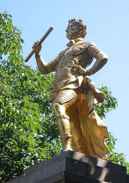 Георг 2, памятник